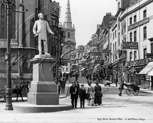 Morley Statue and High Street, Bristol in Avon c1900s
