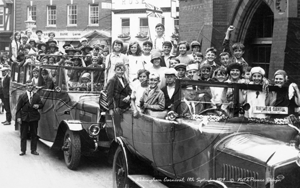 Children in the Carnival Charabancs outside Town Hall, Wokingham in Berkshire on 11th September c1929