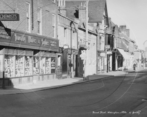 Broad Street from Market Place, Wokingham in Berkshire c1950s  Photographer: Ken & Edna Goatley of Wokingham
