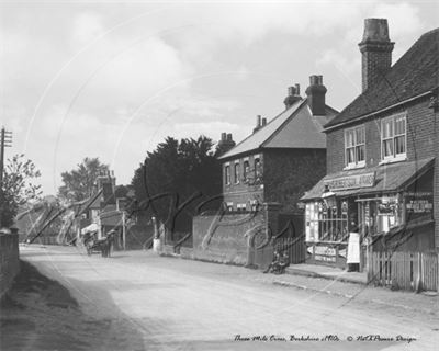 Picture of Berks - Three Mile Cross c1910s - N1787