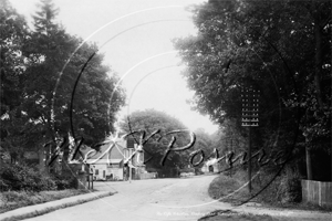 The Rifle Volunteer pub on the corner of Emmbrook Road and Reading Road, Wokingham in Berkshire c1900s