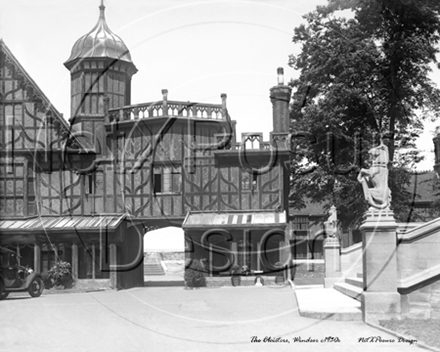 Picture of Berks - Windsor, The Cloisters c1930s - N653