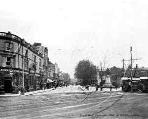 Russell Street, Portsmouth in Hampshire c1900s