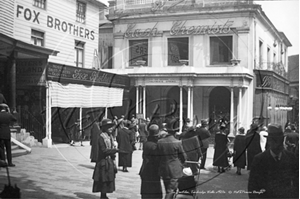 Picture of Kent - Tunbridge Wells, The Pantiles - N2487