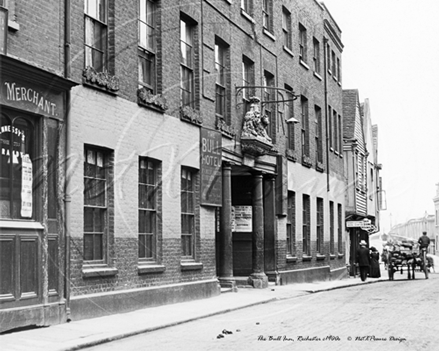 Picture of Kent - Rochester, The Bull Inn c1900s - N2542