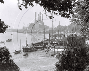 Picture of London - Power Station c1930s - N063