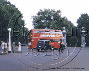 Picture of London - RT Bus & Wolseley Oxford - N722