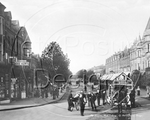 Picture of London, W - Ealing, The Avenue c1900s - N987