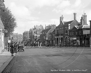 Picture of London, SW - Wimbledon, High Street c1920s - N1784