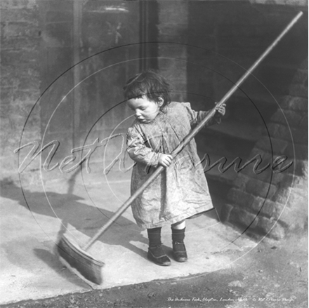 Picture of London, E - Clapton, Arduous Task 1900s - N1955