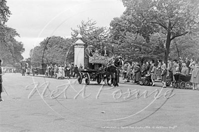 Picture of London Life  - Coal Merchants c1950s - N2283