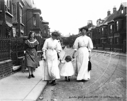 Picture of Norfolk - Gorleston Family c1904 - N1591