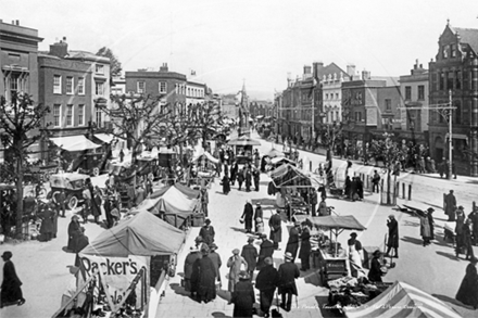 Picture of Somerset - Taunton, The Parade c1920s - N2563