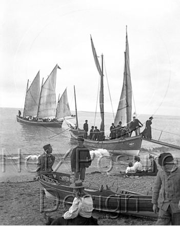 Picture of Wales - Beach Scene c1900s - N676 