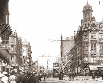 Bustling Briggate in Leeds in Yorkshire c1900s