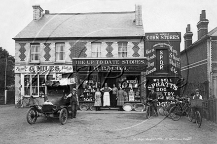 Picture of Berks - Shinfield, Shops c1910s - N2653