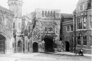 Picture of Hants - Winchester, Westgate Archway c1900s - N2931