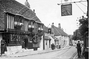 Picture of Sussex - Alfriston, The Star Public House c1910s - N3020