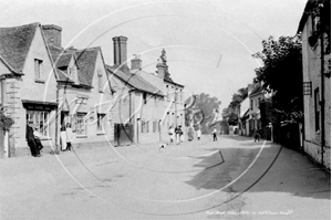 Picture of Beds - Silsoe, High Street c1900s - N3046