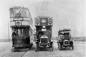 Picture of London - Tram, Omnibus and Taxi c1900s - N3152