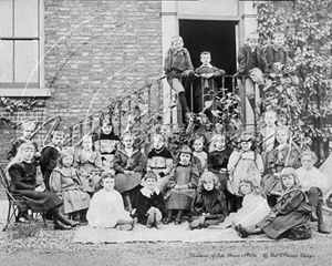 Picture of Misc - Kids, Esk House and Children c1900s - N834