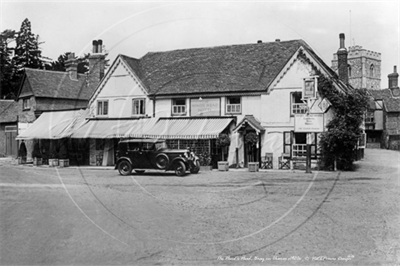 Picture of Berks - Bray on Thames, Hinds Head Hotel c1920s - N3258