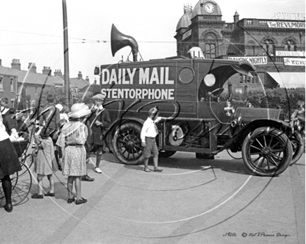 Picture of Transport - Ambulance c1910s - N3246