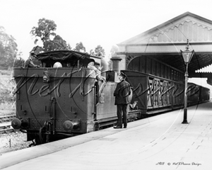 Picture of Transport - Railways, Train at a Station c1928 - N1541