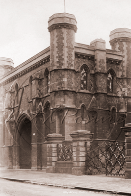 Abbey Gateway, Reading in Berkshire c1900s