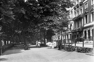 Picture of Surrey - Richmond, The Terrace c1899 - N3330