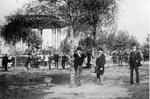 Picture of London, SE - Peckham, Peckham Rye Park and Bandstand c1900s - N3385