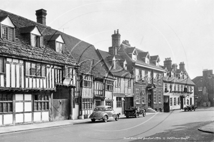Picture of Sussex - East Grinstead, Dorset Arms Public House c1950s - N3421