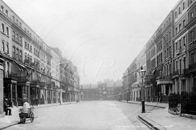 Beaufort Gardens, Knightsbridge in South West London c1900s