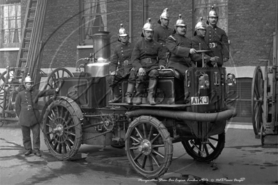 Picture of London - London Fire Brigade and Fire Engine c1900s - N3541