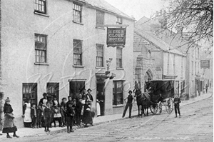 Picture of Devon - Chudleigh, Fore Street, The Globe Hotel c1900s - N3552