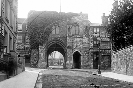 Picture of Hants - Winchester, Westgate from The East c1890s - N3574