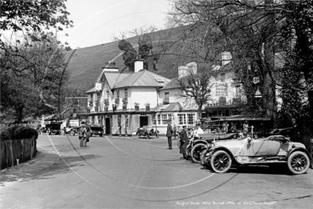 Picture of Surrey - Dorking, Boxhill, Burford Bridge Hotel c1910s - N3587