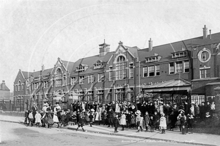 Picture of London, NW - Willesden, Furness Road School c1900s - N3753