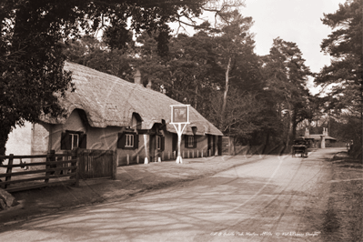 Picture of Hants - Hinton, Hinton Admiral, Cat & Fiddle Pub c1900s - N3857