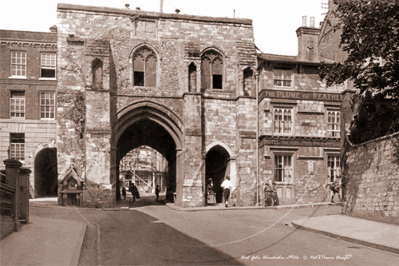 Picture of Hants - Winchester, The Westgate c1900s - N3875