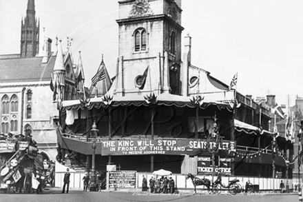 Picture of London - The Strand, St Clement Danes Church, Coronation Of King Edward Vll c1902 - N4045