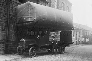 Picture of Lancs - Rochdale, Gas Powered Lacre Type Flatbed Lorry c1910s - N4157