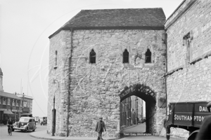 Picture of Hants - Southampton, Town Quay c1930s - N4487