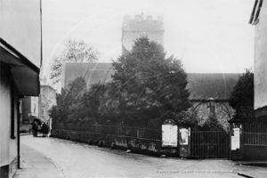 Picture of Surrey - Guildford, St Mary's Church c1910s - N4499