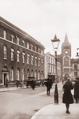 Picture of Berks - Reading, Town Hall and Post Office c1910s - N4496