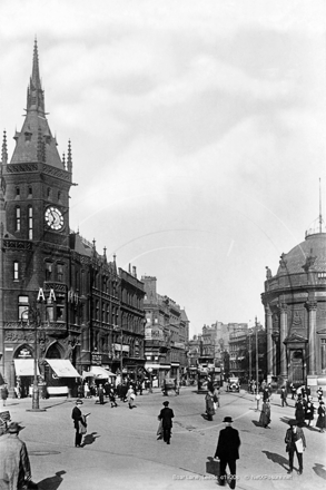 Boar Lane, Leeds in Yorkshire c1920s