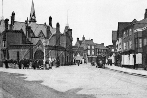 Picture of Berks - Wokingham, Market Place & Town Hall c1900s - N4658