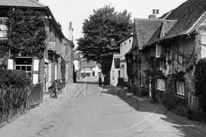 Picture of Berks - Bray, Bray Village, High Street c1929 - N4719