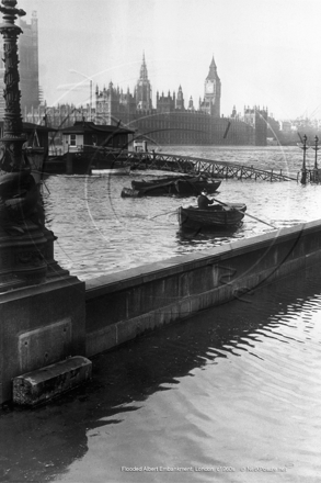 Picture of London - Westminster, Floods in London c1960s - N4889