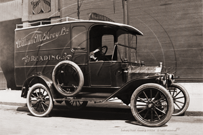 William McIlroy Delivery Van,  Reading in Berkshire c1920s